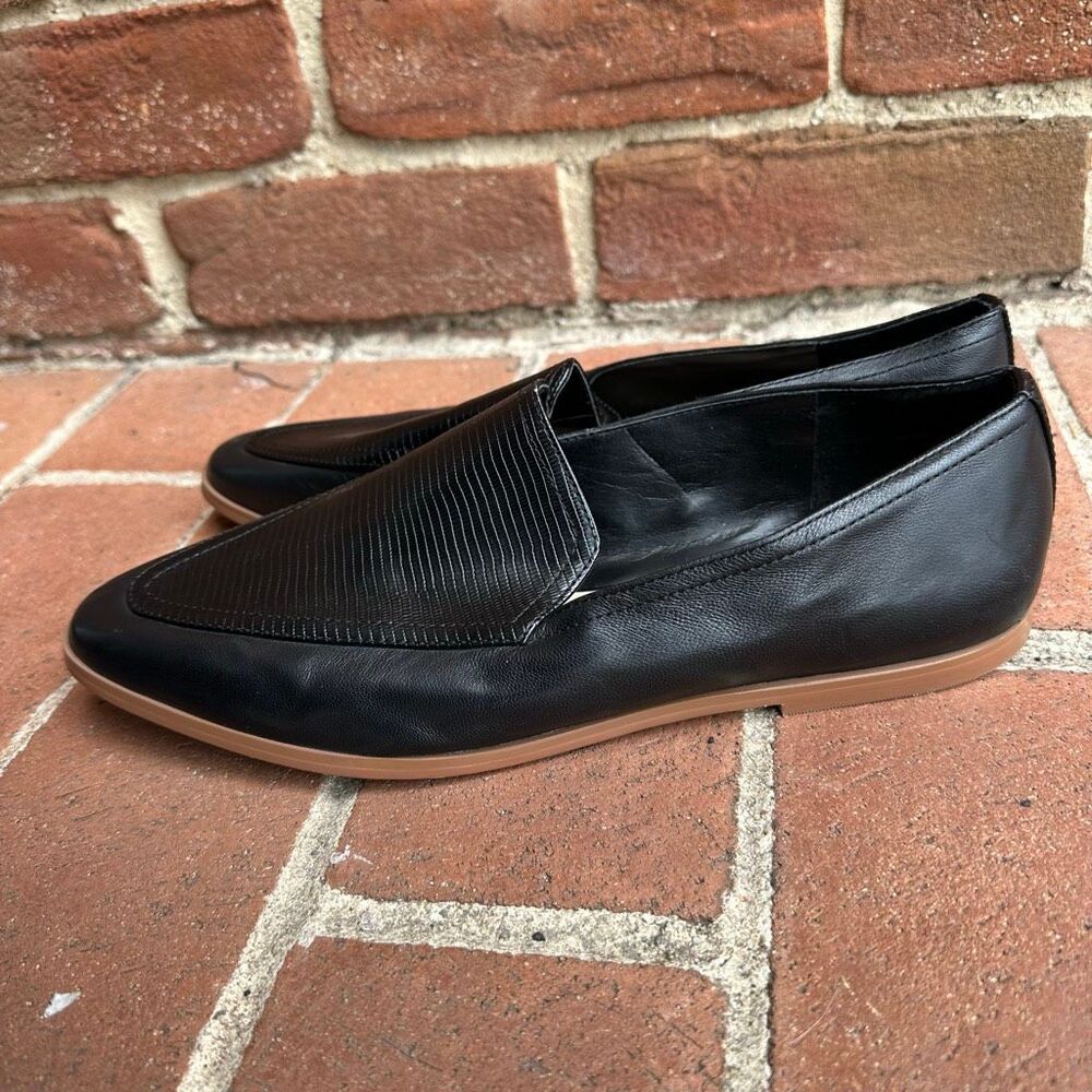 Vince Camuto Finetta Black Leather Loafers Almond Toe Slip On Womens 9 NEW